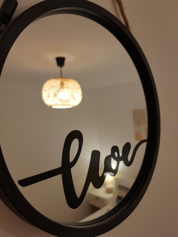 Charming Hideaway In The Heart Of Timisoara! Apartman Kültér fotó